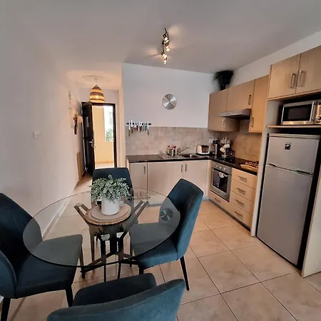 Helena Apartamento Paralimni