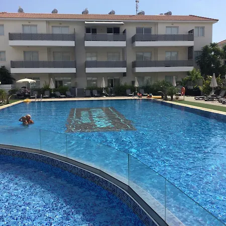 Helena Apartamento Paralimni